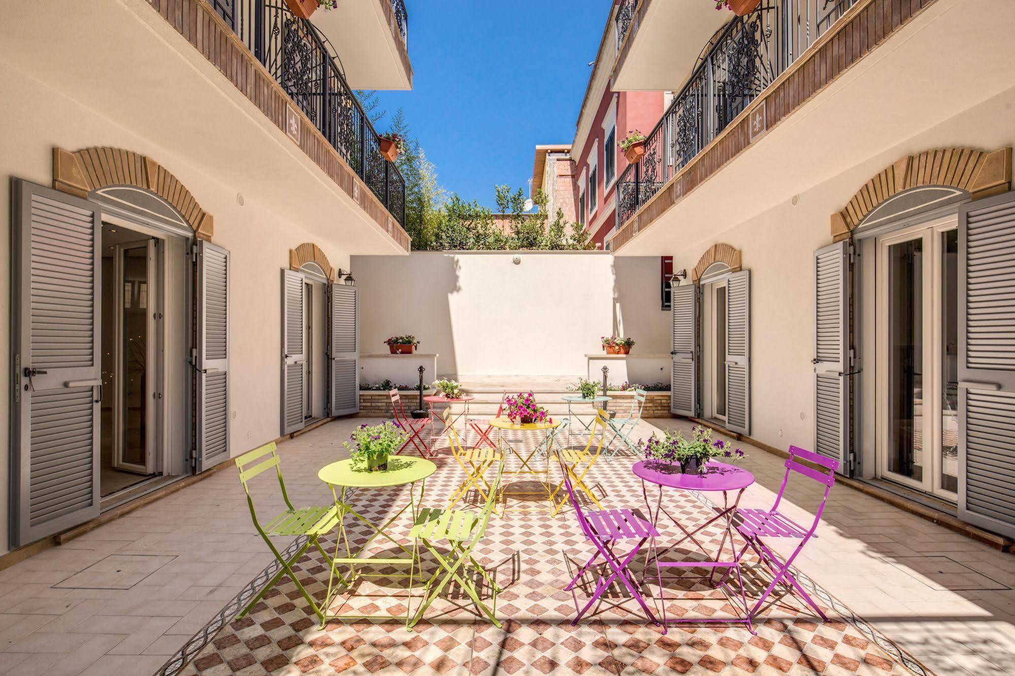 The Bricks Rome Hotel ภายนอก รูปภาพ