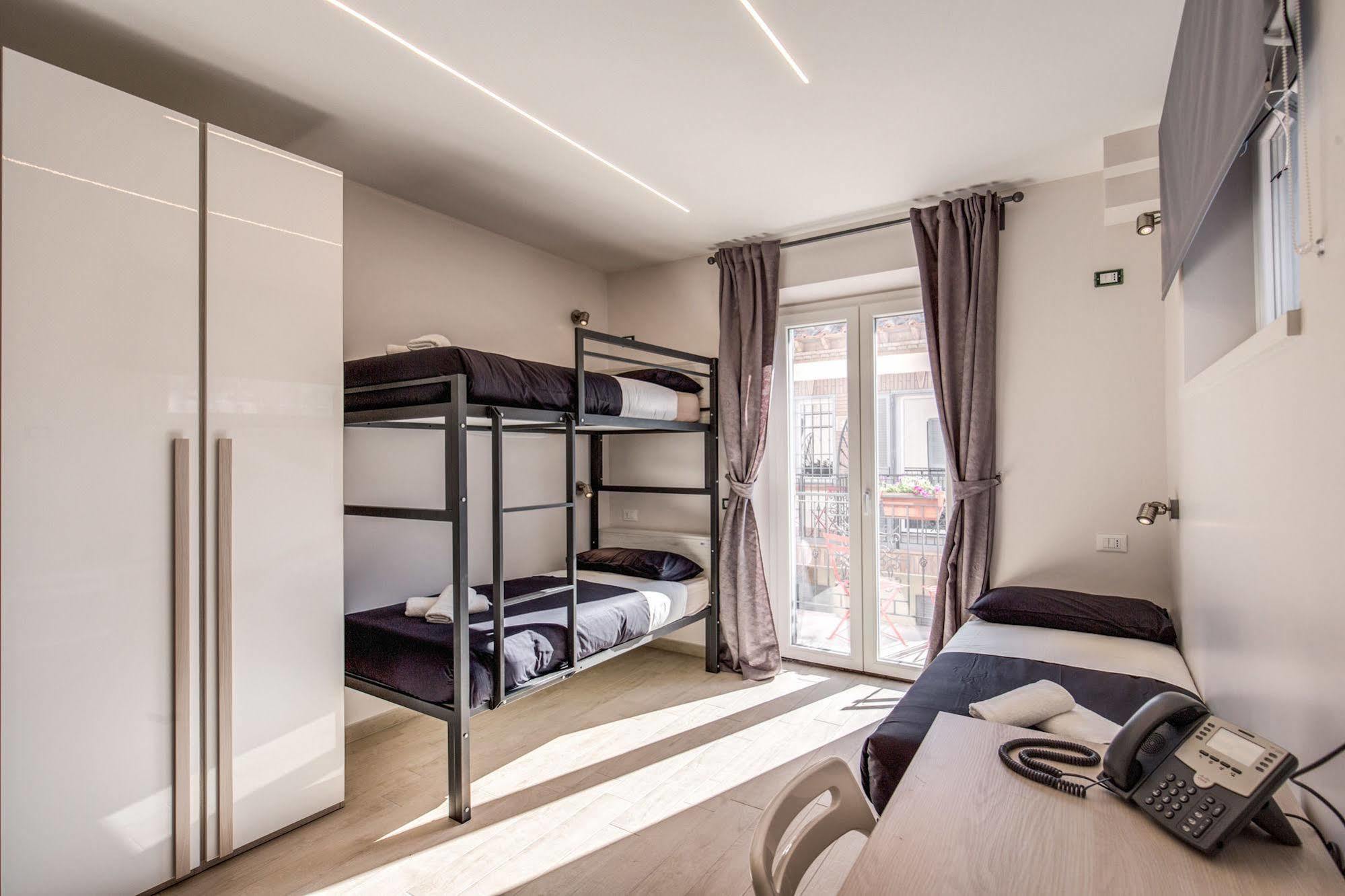 The Bricks Rome Hotel ภายนอก รูปภาพ
