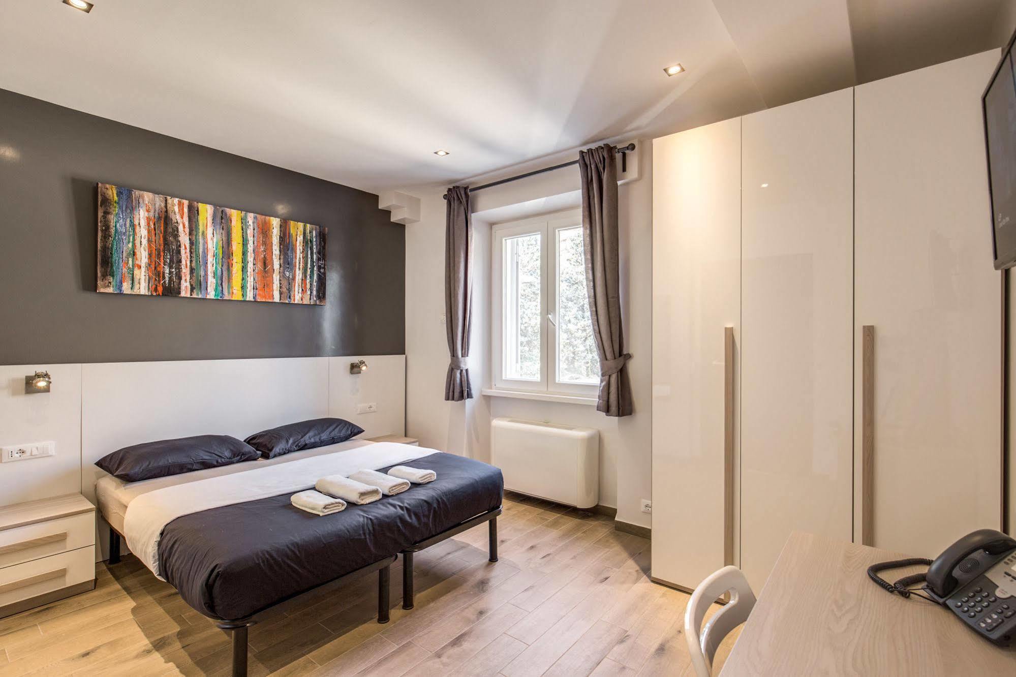 The Bricks Rome Hotel ภายนอก รูปภาพ