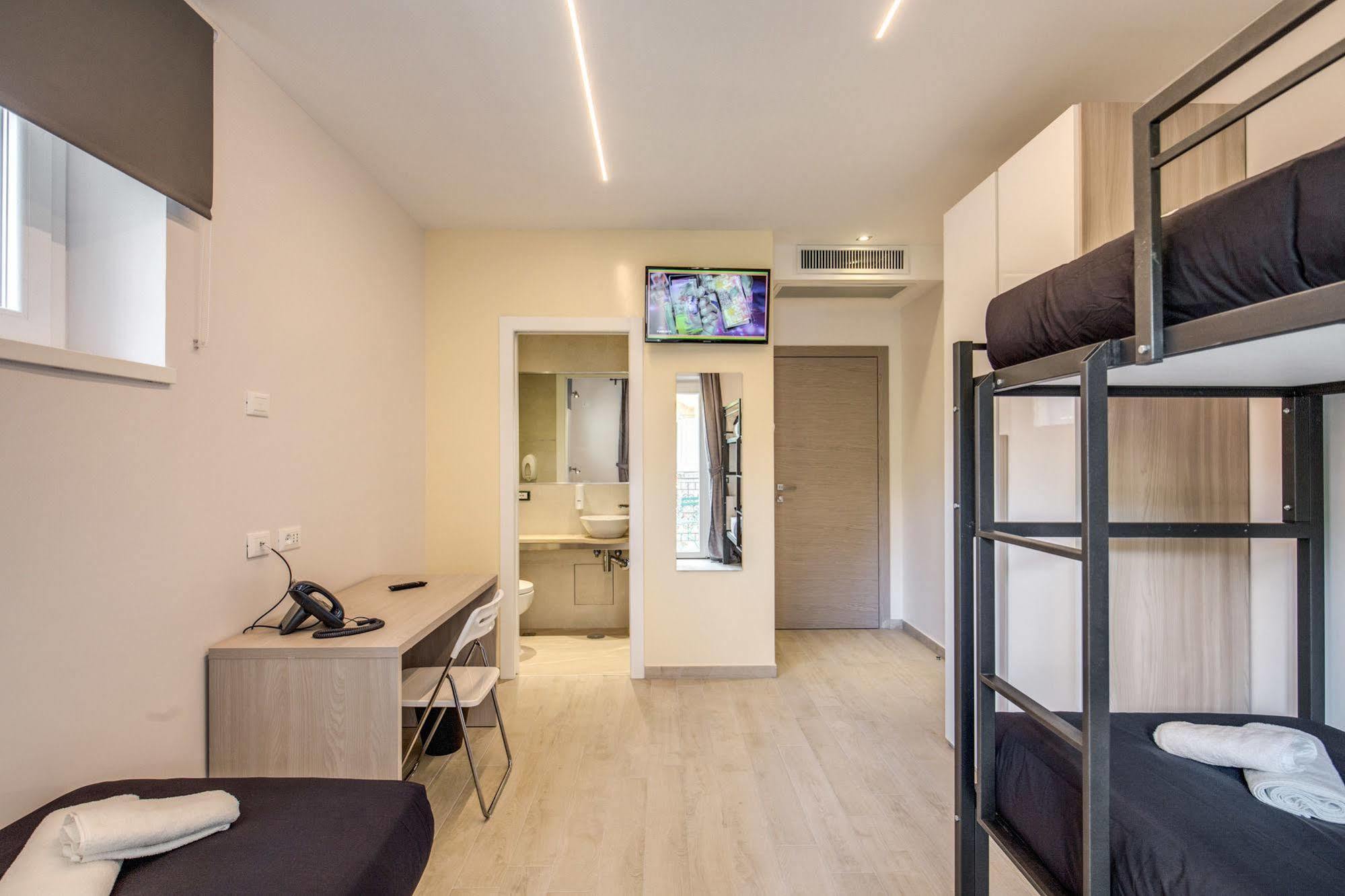 The Bricks Rome Hotel ภายนอก รูปภาพ