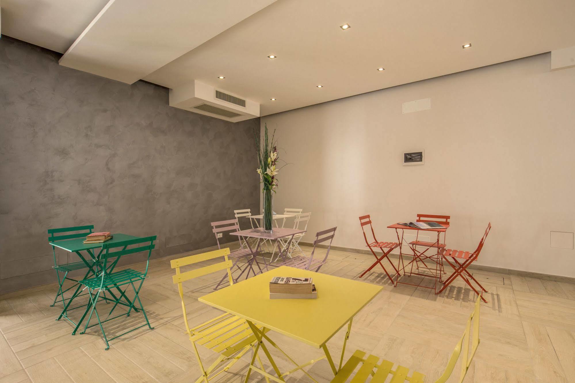 The Bricks Rome Hotel ภายนอก รูปภาพ